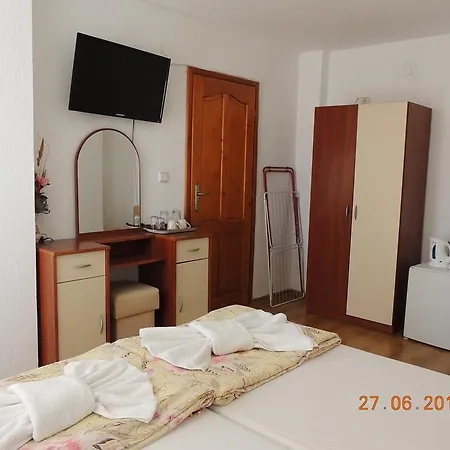 Holiday House بيت ضيافة