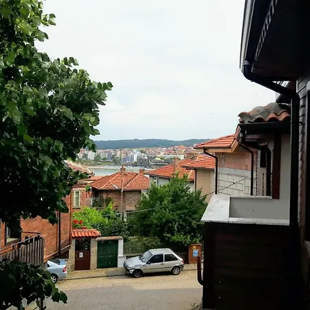 بيت ضيافة Holiday House *